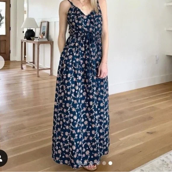 NWT Future Collective Women's Blue Floral Dress 1X - Picture 2 of 10